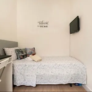 https://habitacion-privada-en-centro-de-sagrada-familia.topbarcelonahotels.com