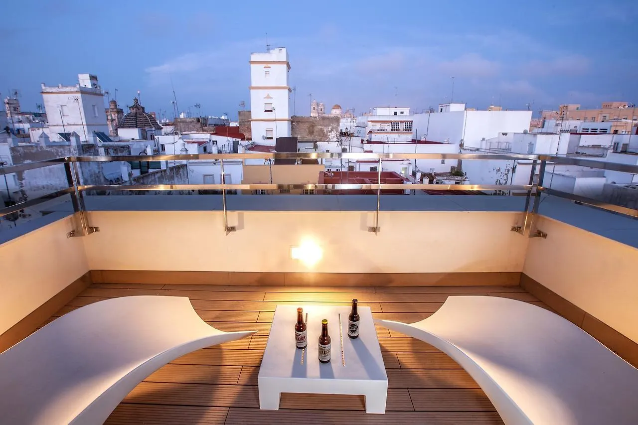 Apartamentos Maier Cádis 0*,  Espanha